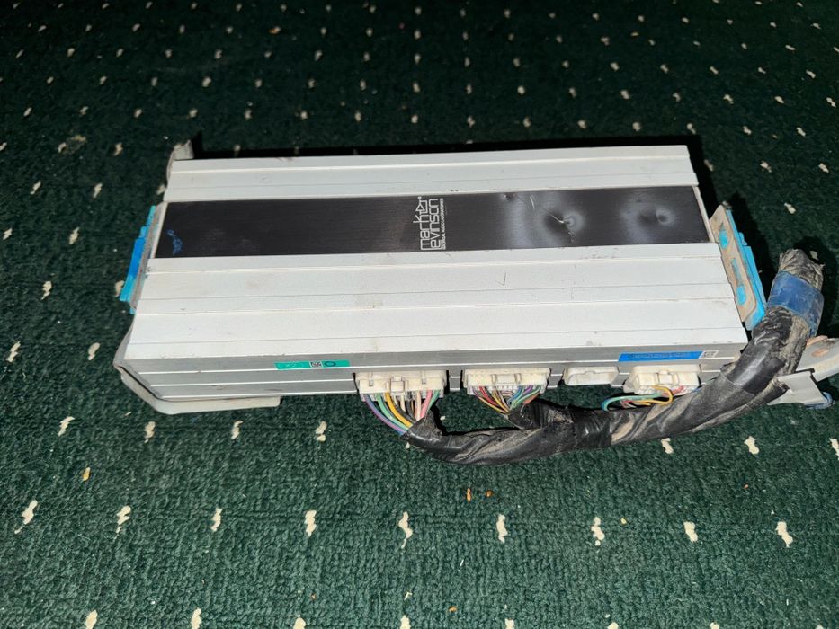 Усилитель Mark Levinson