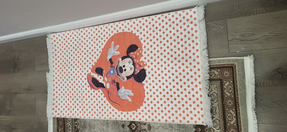 Ковёр 2 в 1 ,Цена 1000