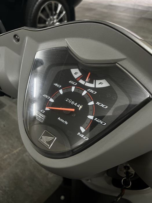 Скутер Honda Dio 110