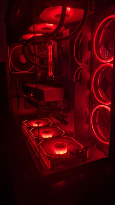 Gaming pc Intel i5 12600k rx 6700xt 12gb 32gb ddr4 1tb nvme sursa 850