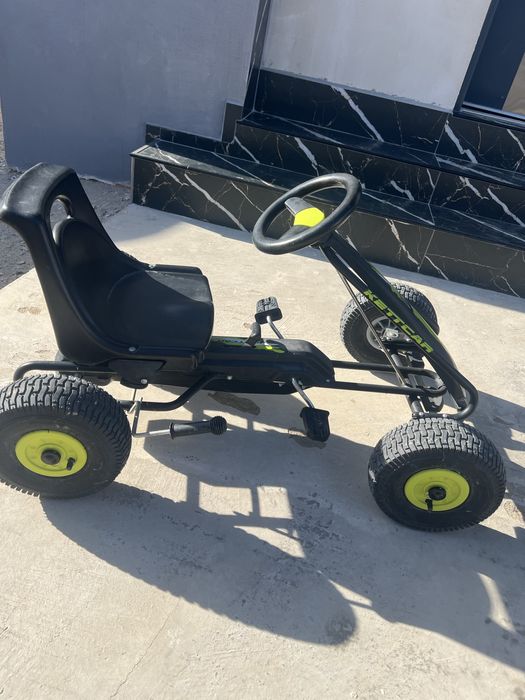 Kart cu pedale kettler
