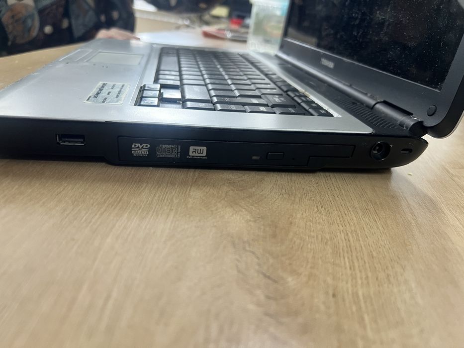 Ноутбук Toshiba