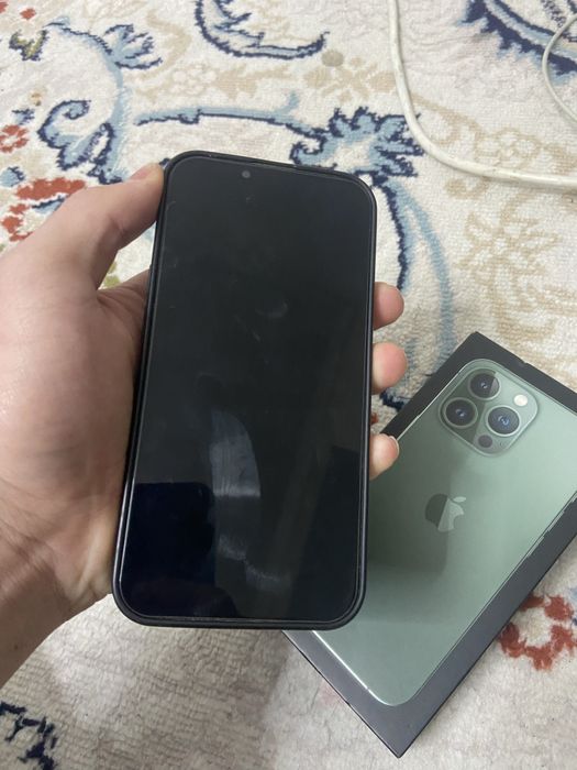 Продам Айфон 13про 256gb