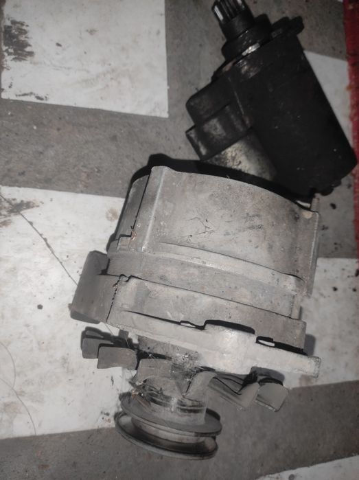 Продам генератор на Фольксваген Пассат