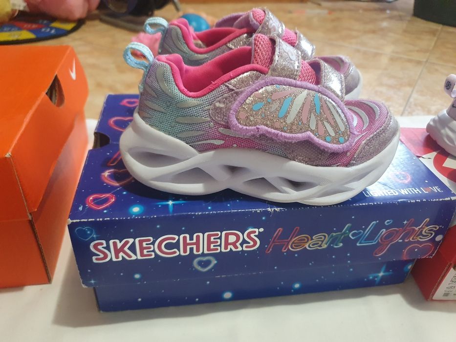 Adidas Nike Skechers