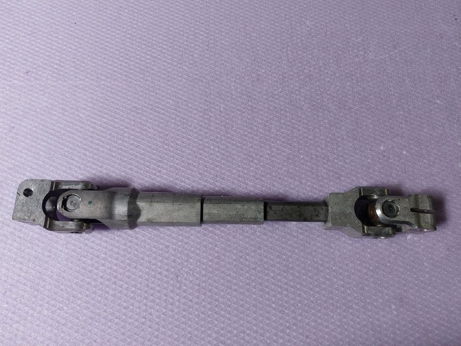 Ax coloana volan BMW E81 E82 E87 E88 E90 E91 E92 E93 Cod 6769166