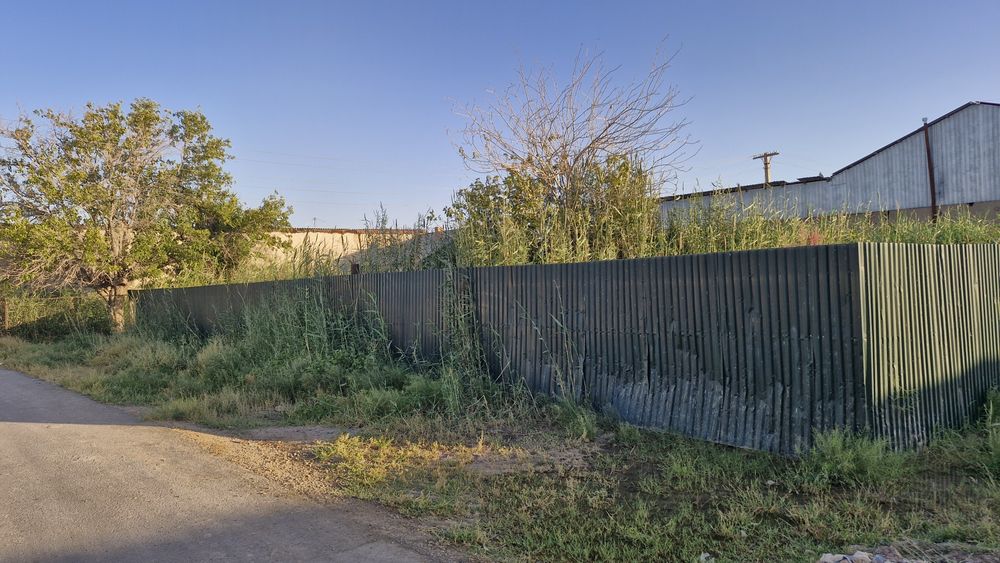 Участка сотилади