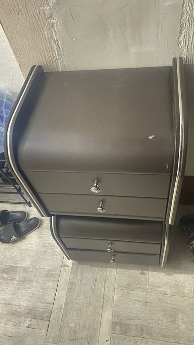 Тумбы в хорошем состояний