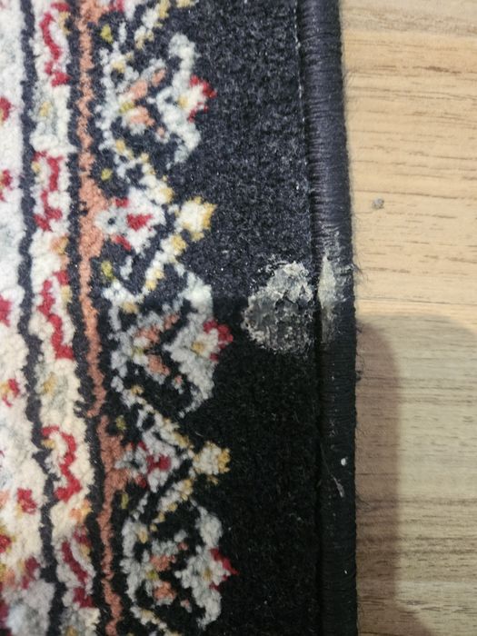 Продам ковёр 140см*230см