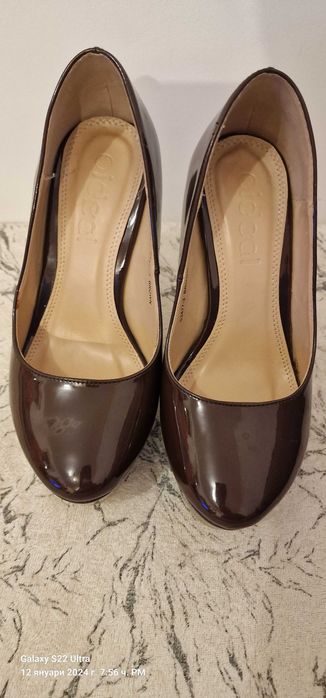 Нови/Обувки/Дамски обувки
