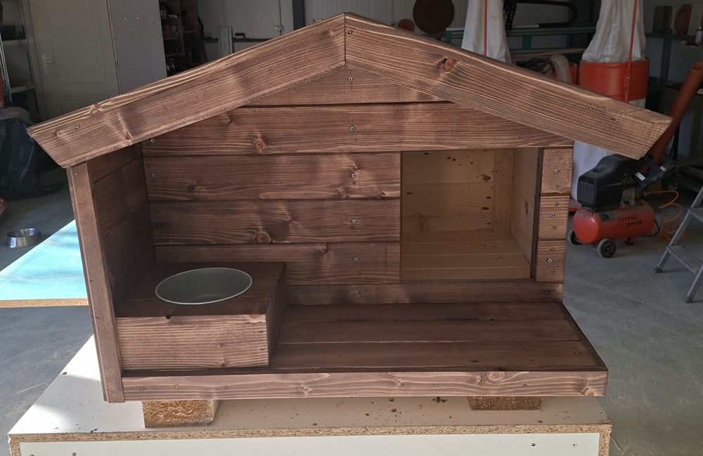 Кучешка  къщичка