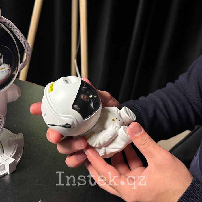 Космонавт проектор, звездное небо, проектор