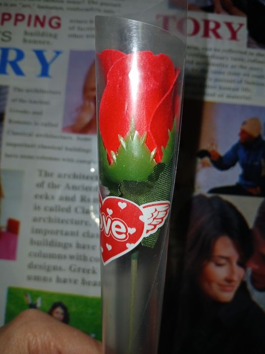 Продам! Новый.  Цветы мыло.