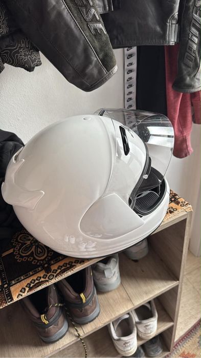 Vand casca moto Arai , urgent!!