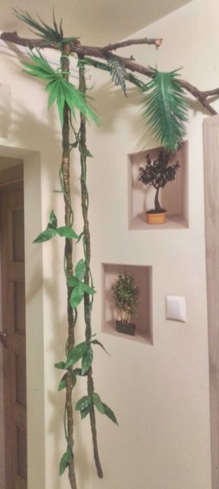 Decor exotic liana cu muschi si frunze de palmier