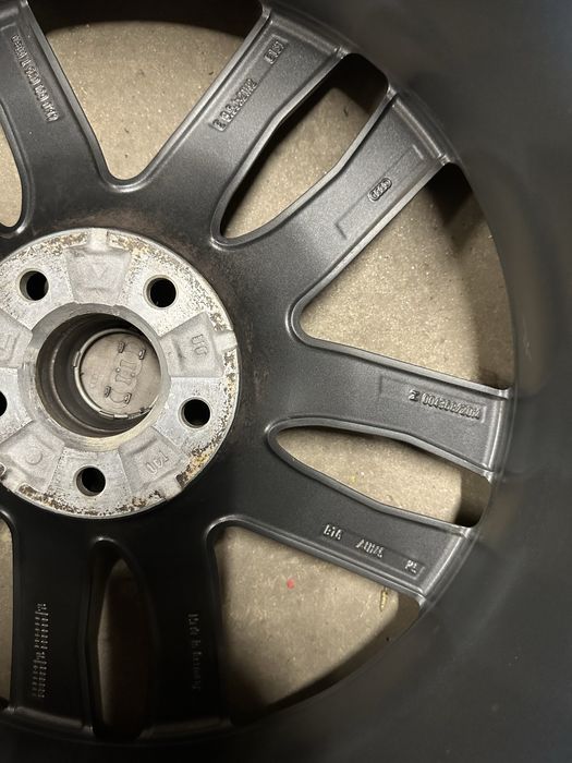 1бр. Оригинална джанта Audi Sport SQ7 5x112