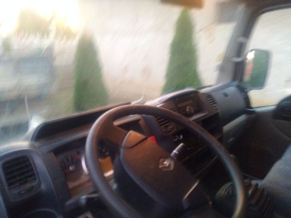 Renault maxiti 3.5t  basculabila