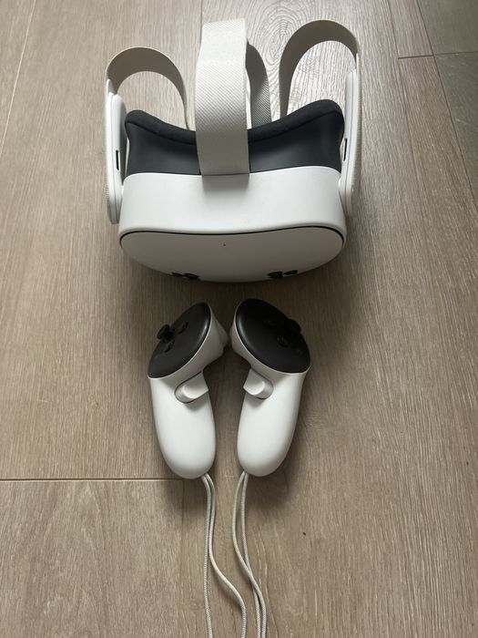 Căști VR Meta Quest 3S + cablue de conectare la PC
