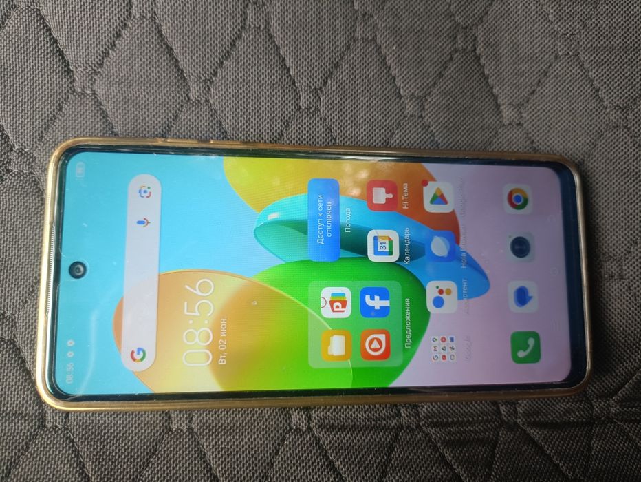 Продам телефон tecno spark 20c