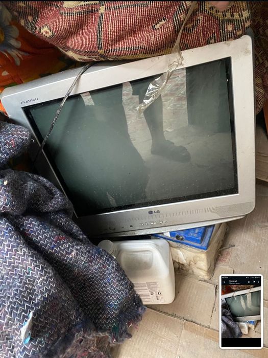 Продам б/У телевизор