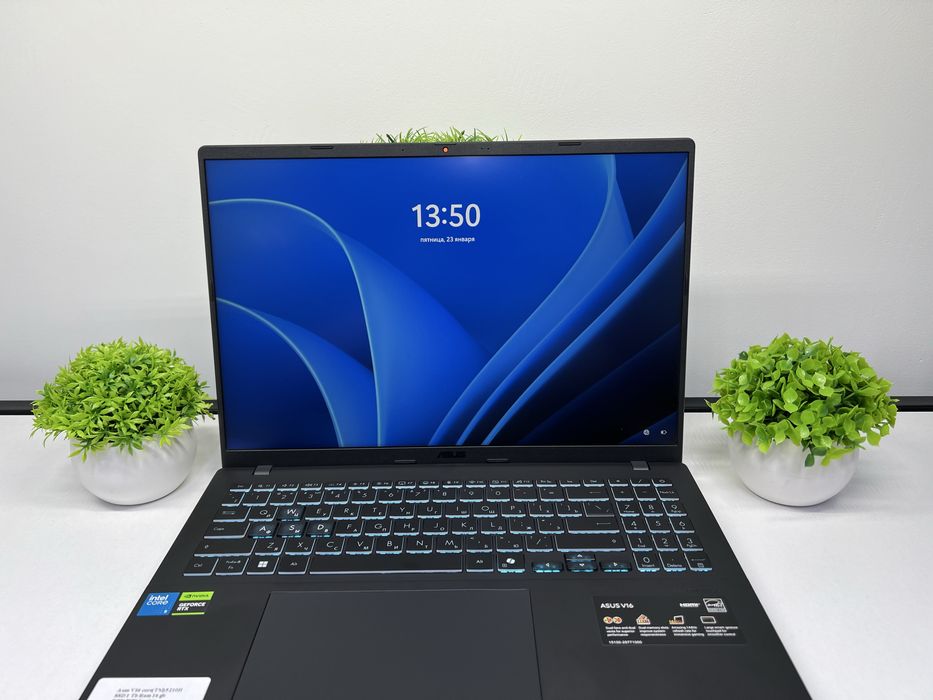 Asus V16 core(TM)5210H