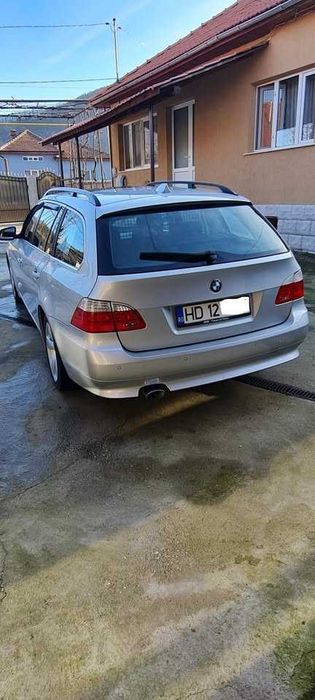 BMW 5 Series 2010 — imagine 4