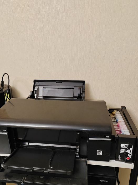 Продам принтер л800
