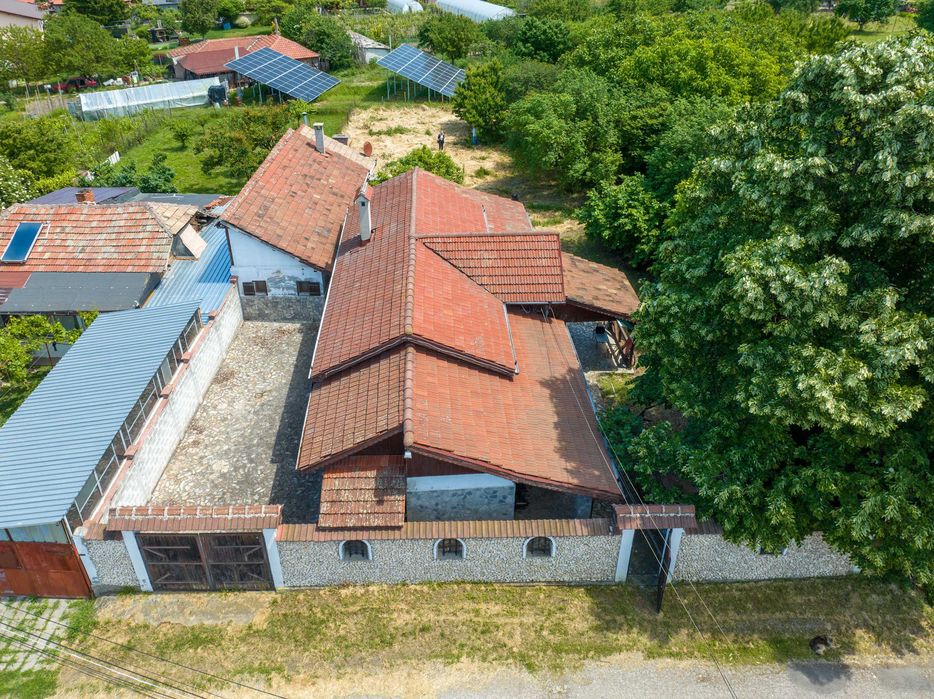 Продава се Къща в Русе, Център - 127 кв.м за 1260 €/кв.м - Снимка #1