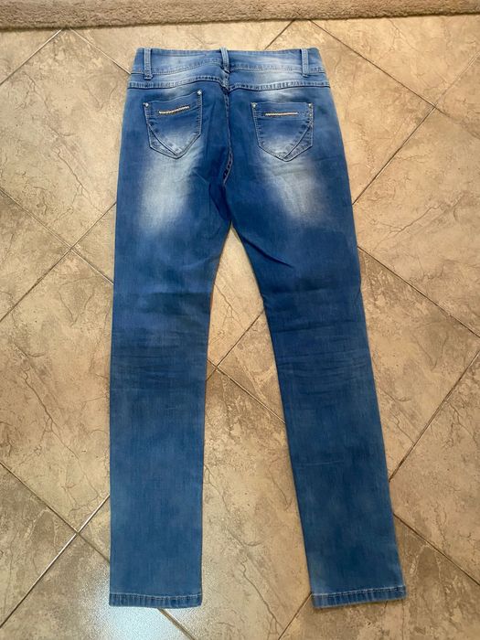 Нови дамски дънки