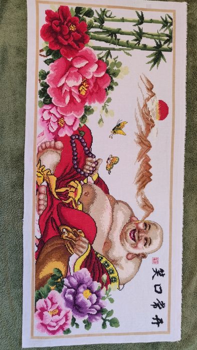 Продам картину вышитую крестиком