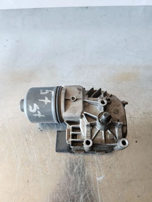 Motoras Stergator Stanga Vw Golf 5 Plus Cod 5MB - Dezmembrari Arad