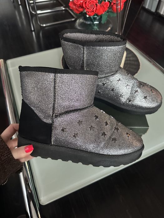 Ботуши 39 номер.