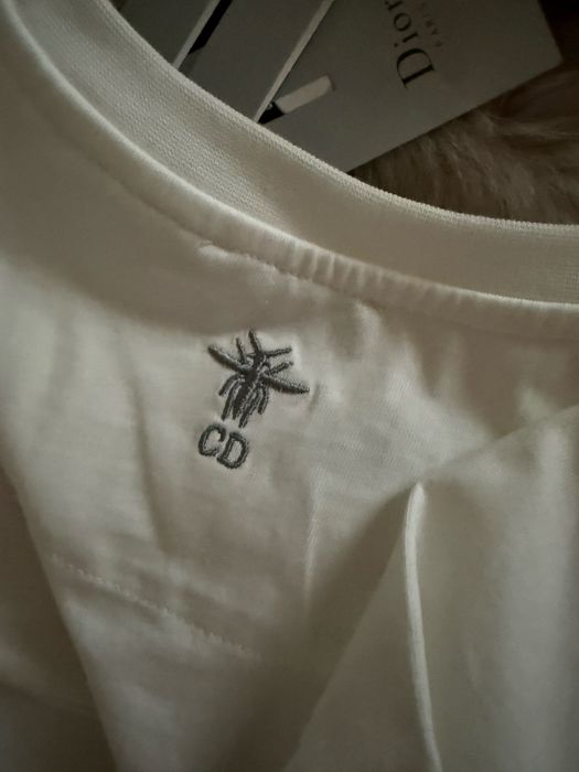 Маркова бяла тениска  Диор