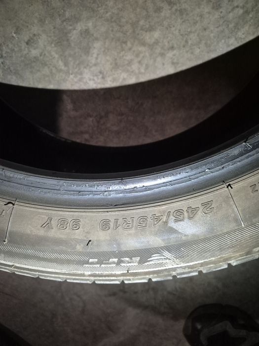 245 45 19 Bridgestone