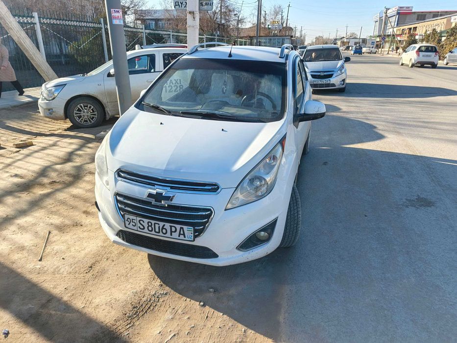 Спарк 2011 йил. сотилади