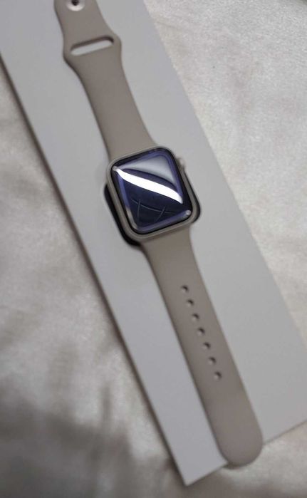 Apple Watch Series SE 40mm (Житикара 6 мкр 52 дом) Лот 953349