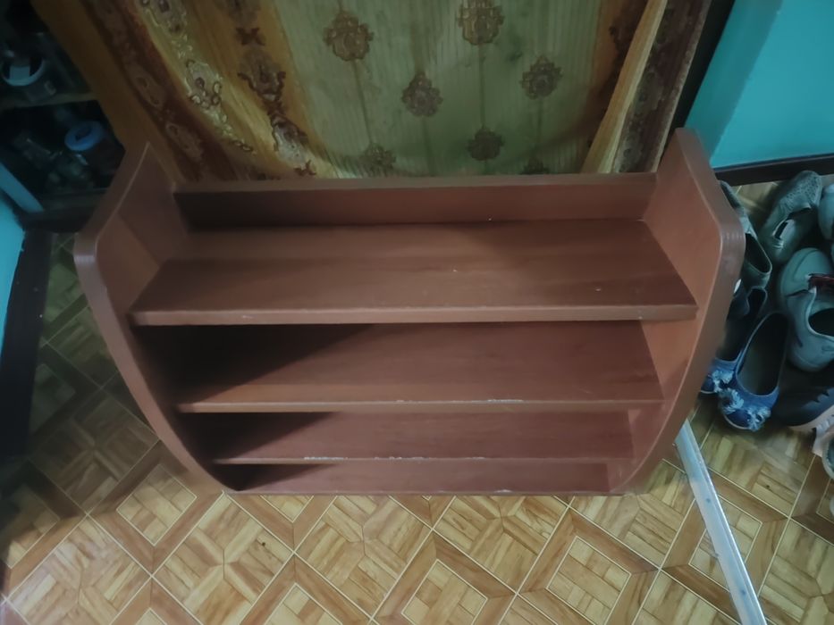 Продам тумбу для обуви