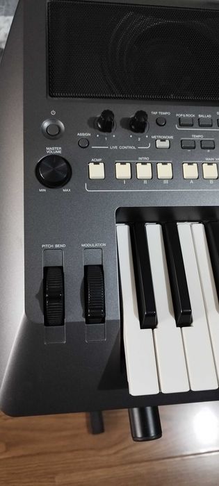 ORGA Yamaha PSR-S670 + Suport + Husă originală+ ritmuri