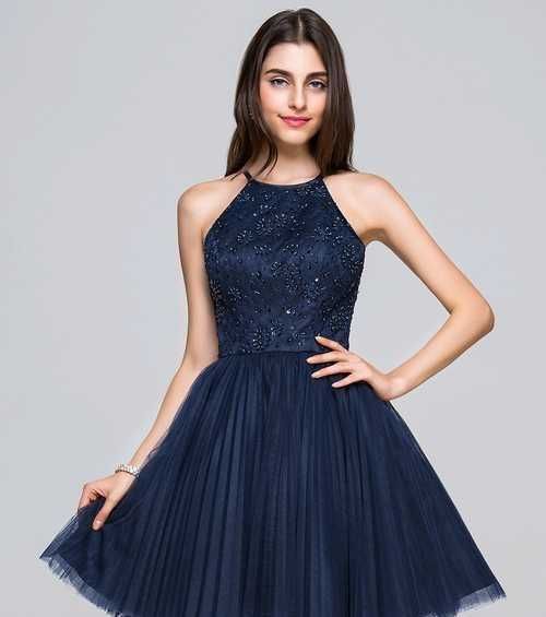 Тъмно синя рокля