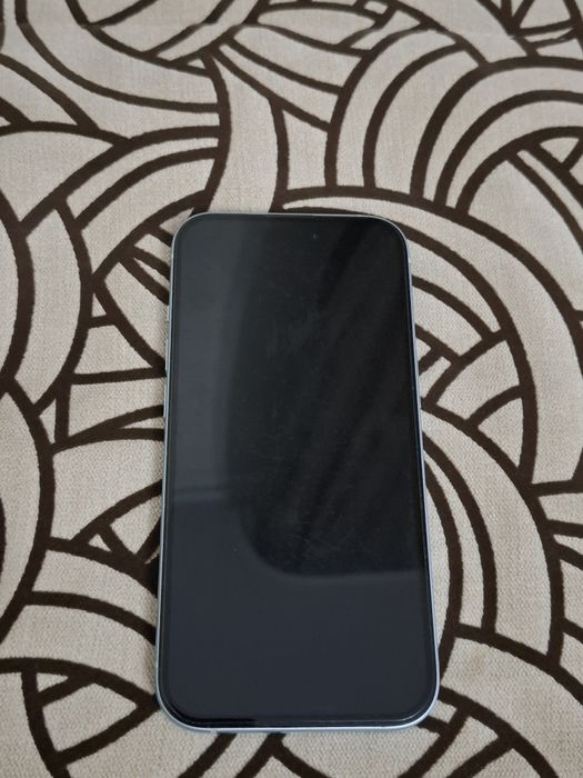 ПРОДАМ iPhone 15