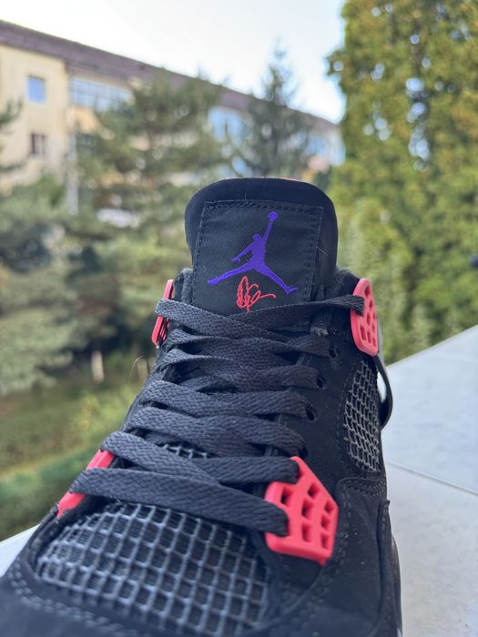 Jordan 4 Raptor , secon hand (au fost purtați de două ori)
