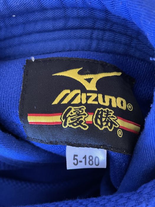 Продам кимоно mizuno