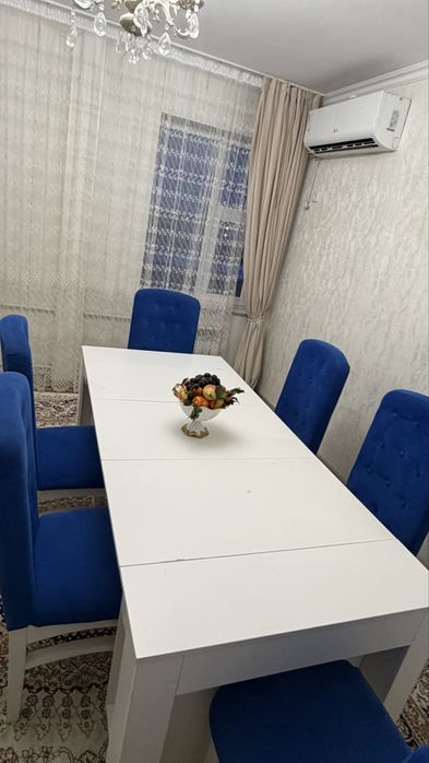 Стол, стулья жақсы жағдайда