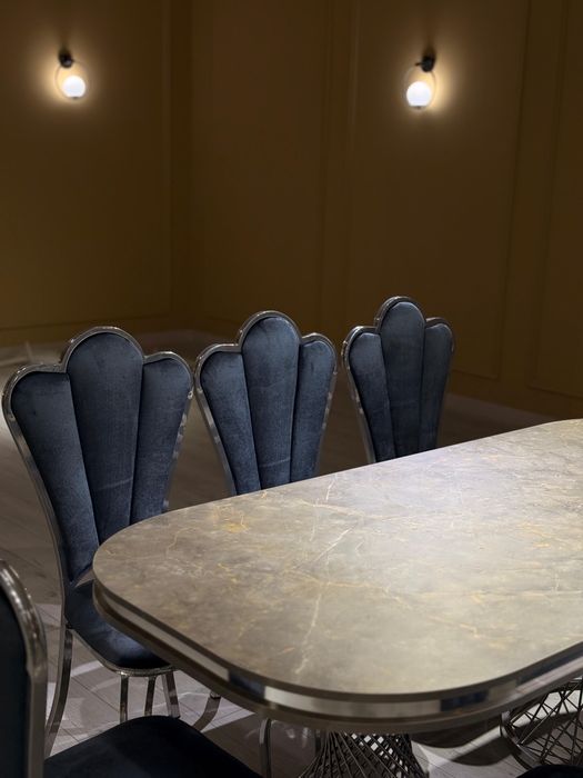 Элитный обеденный стол с комплектом стульев!!!