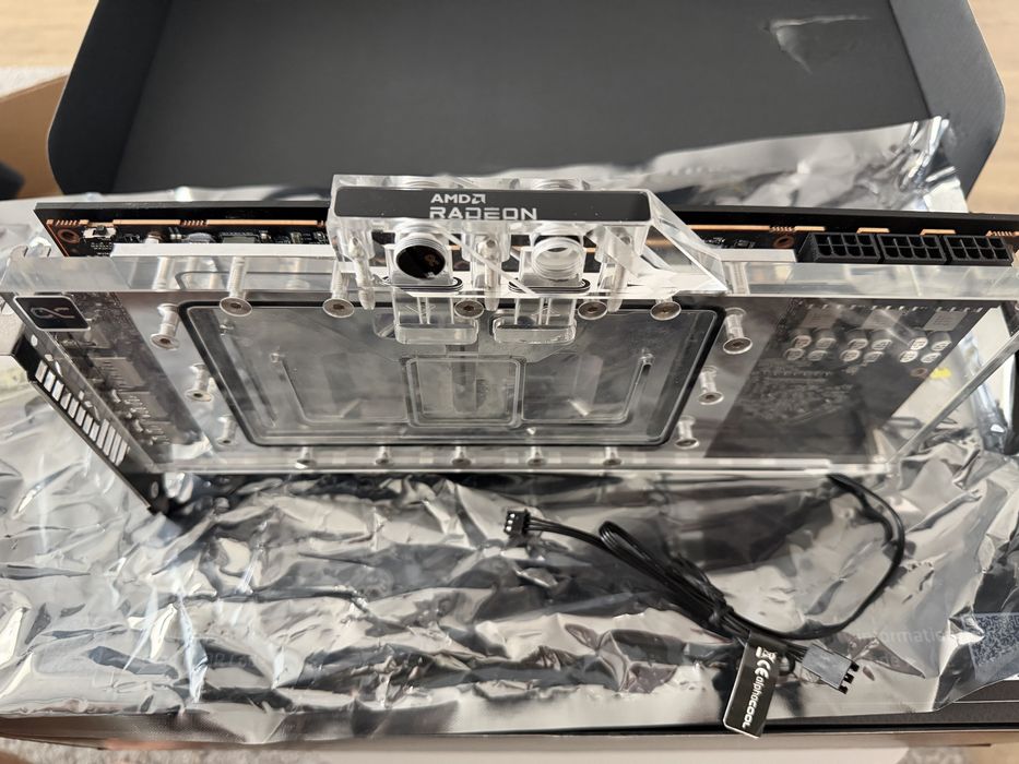 Placa video AMD XFX RX 7900 XTX 24GB GDDR6 384 bit Speedster Merc 310 cu waterblock Alphacool