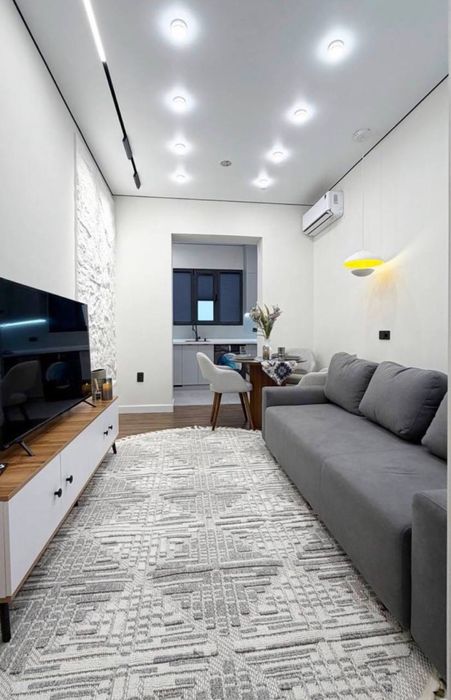 Сдаётся 2 ком квартира ЖК Узмакон на долгий срок.