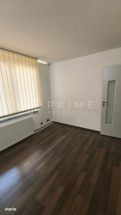 3 camere/ Decomandat/ Mobilat parțial/ Parter/ Strada Armoniei
