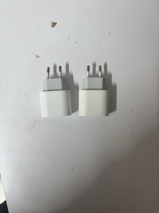 IPhone адаптер оригинал почти новые