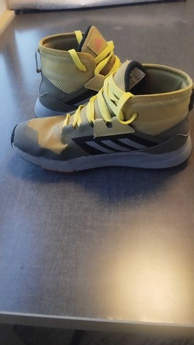 Детски маратонки Adidas Terrex