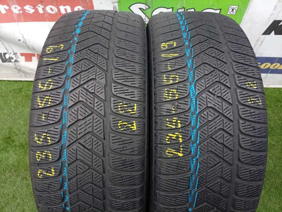 235 55 19 Pirelli